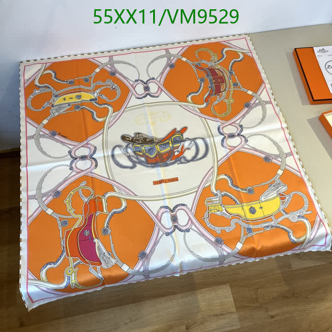 Hermes-Scarf Code: VM9529 $: 55USD