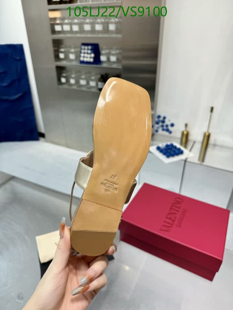 Valentino-Women Shoes Code: VS9100 $: 105USD