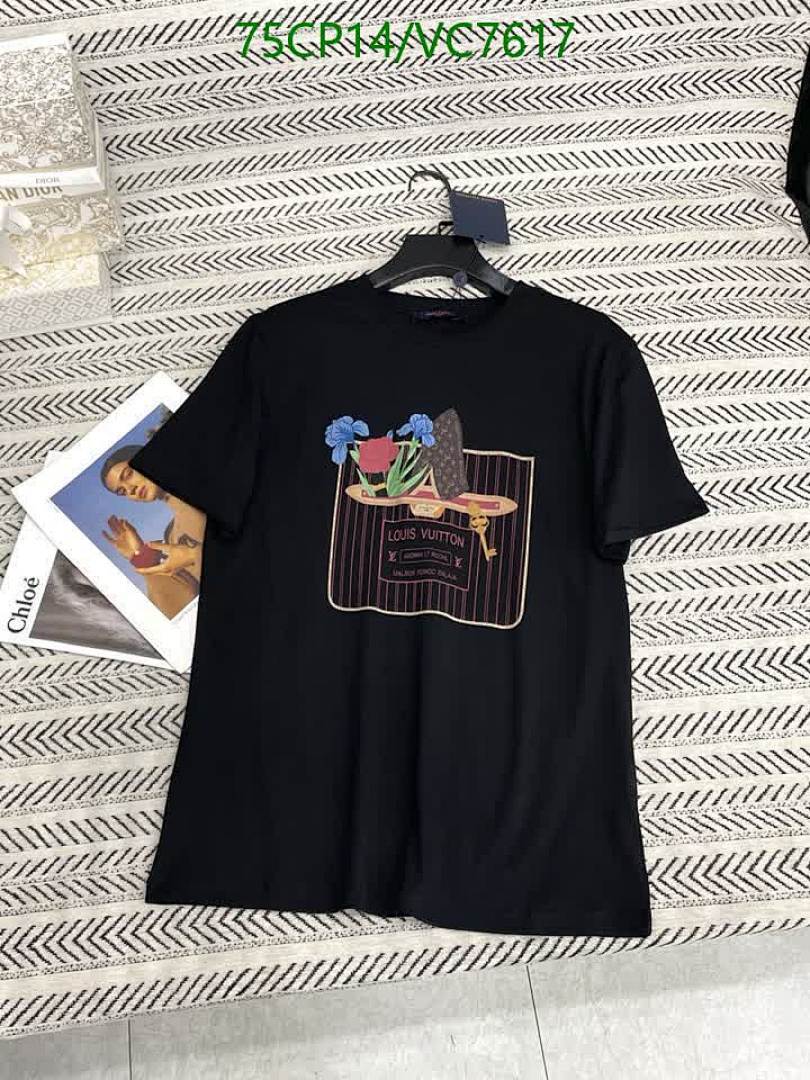 LV-Clothing Code: VC7617 $: 75USD