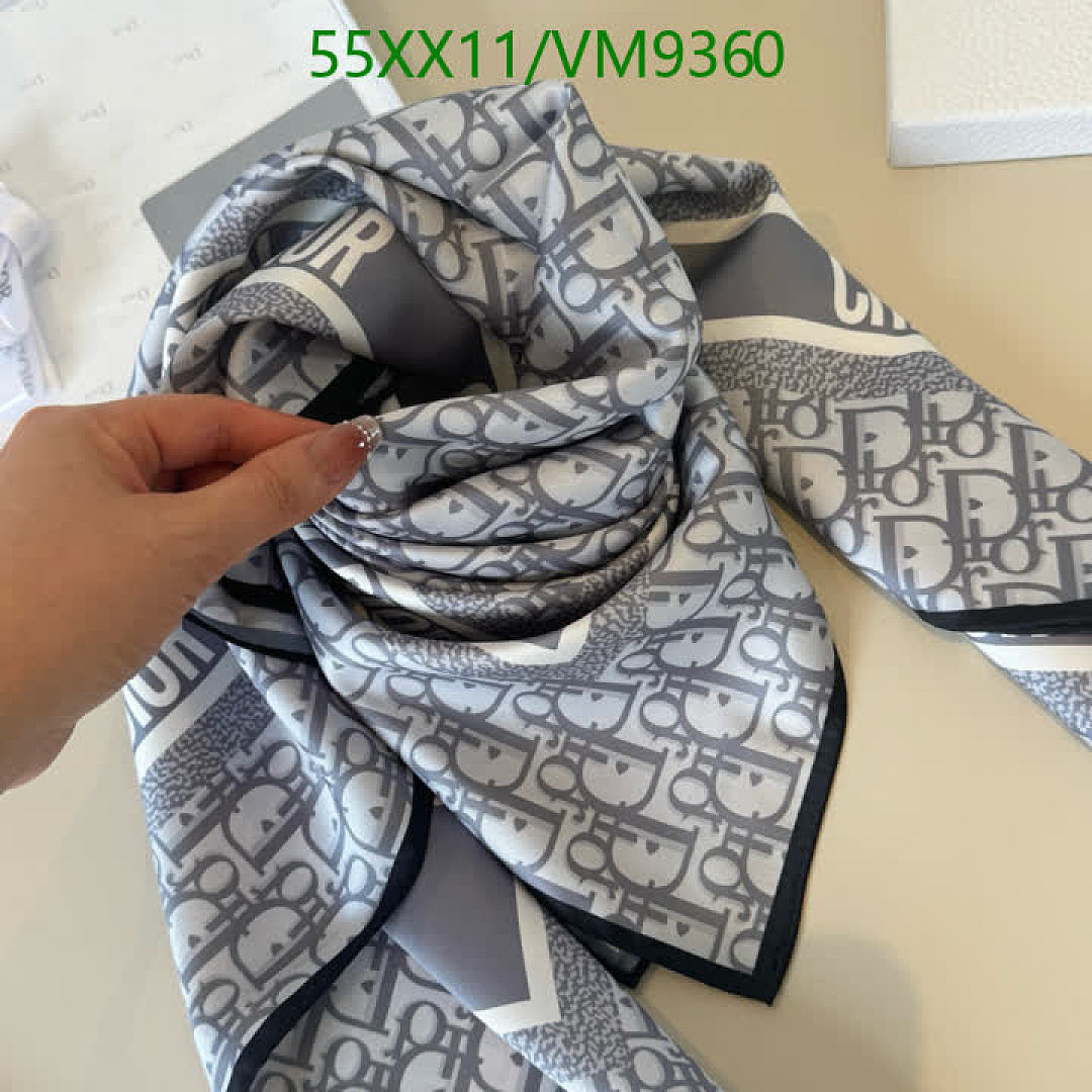 Dior-Scarf Code: VM9360 $: 55USD