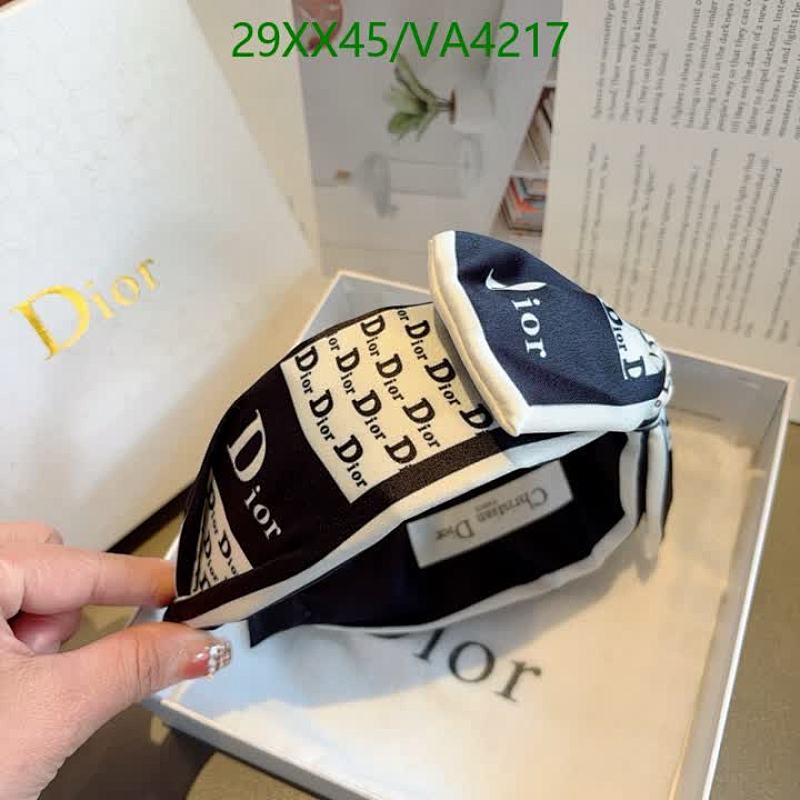 Dior-Headband Code: VA4217 $: 29USD