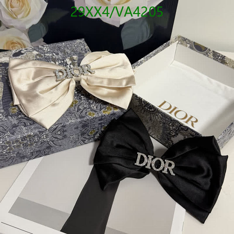 Dior-Headband Code: VA4205 $: 29USD