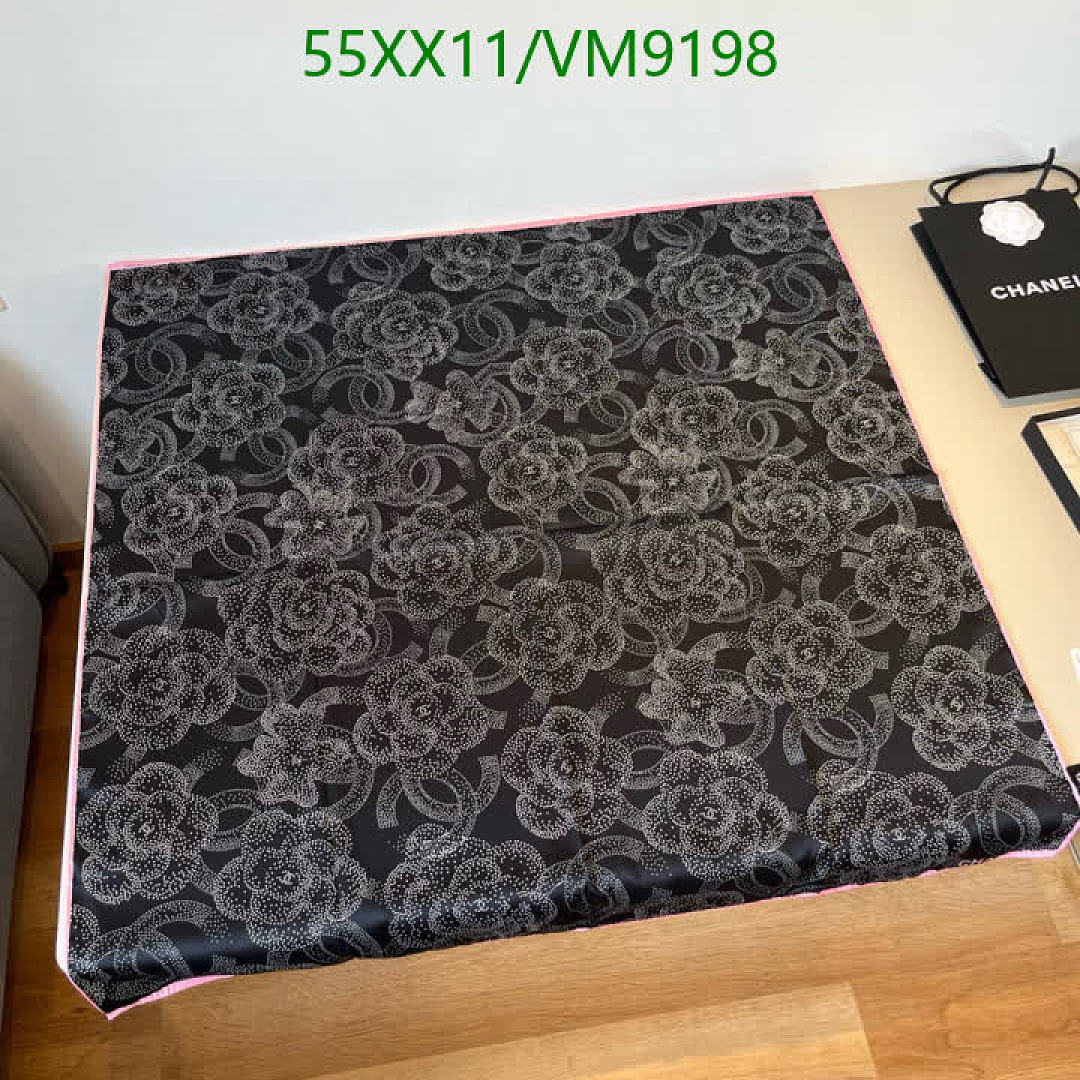 Chanel-Scarf Code: VM9198 $: 55USD