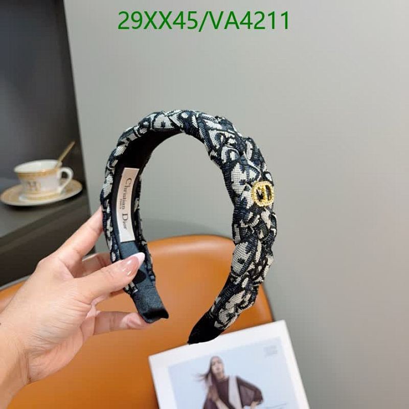 Dior-Headband Code: VA4211 $: 29USD