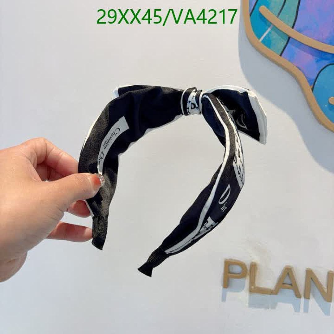 Dior-Headband Code: VA4217 $: 29USD