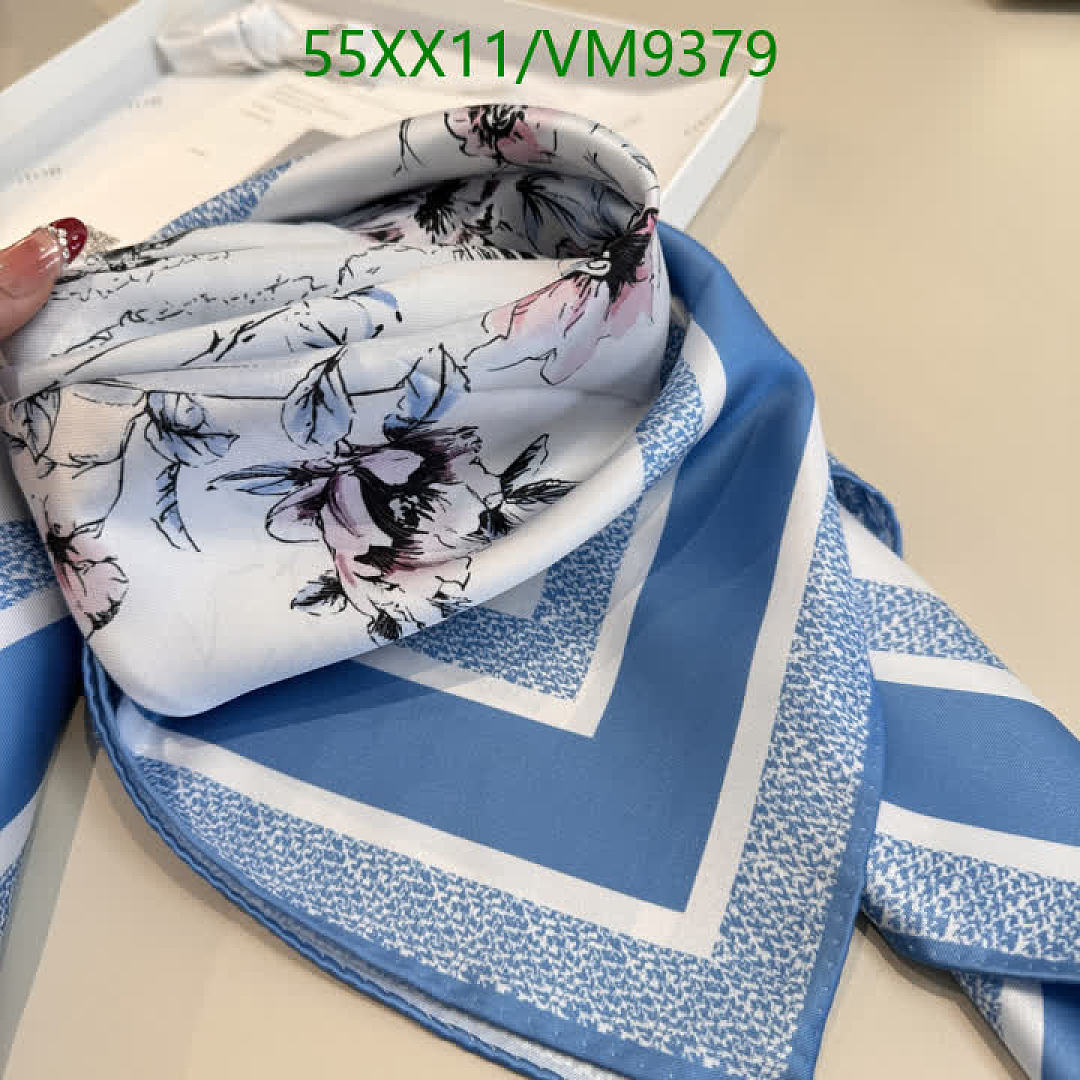 Dior-Scarf Code: VM9379 $: 55USD