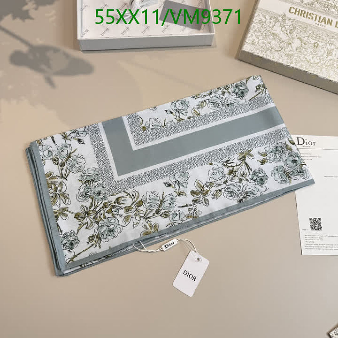 Dior-Scarf Code: VM9371 $: 55USD