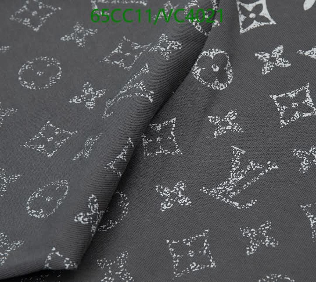 LV-Clothing Code: VC4021 $: 65USD