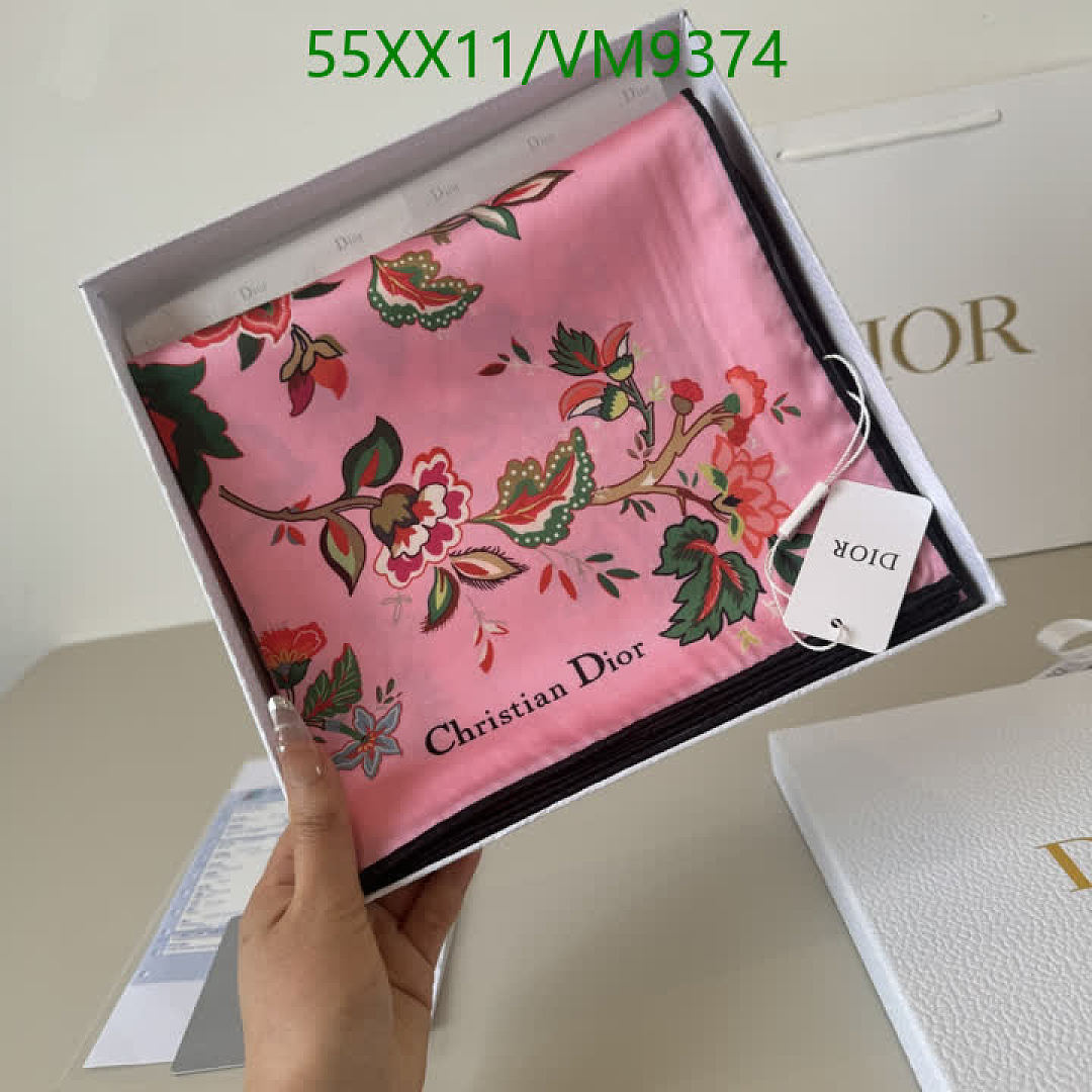 Dior-Scarf Code: VM9374 $: 55USD