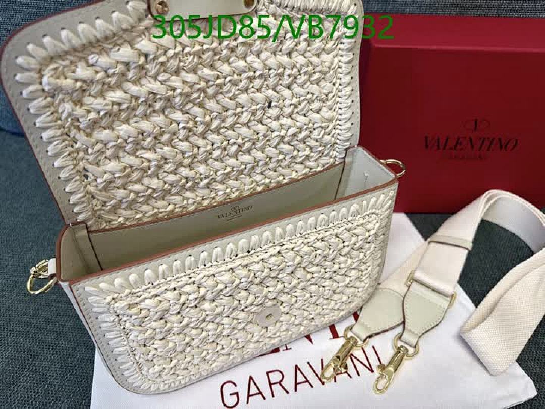 Valentino-Bag-Mirror Quality Code: VB7932 $: 305USD