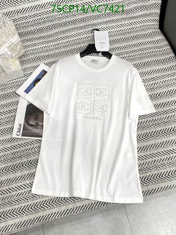 Chanel-Clothing Code: VC7421 $: 75USD