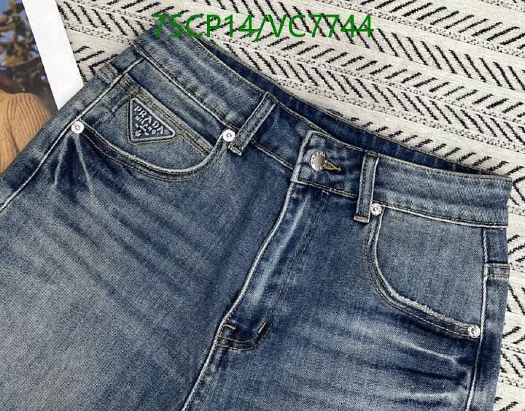 Prada-Clothing Code: VC7744 $: 75USD