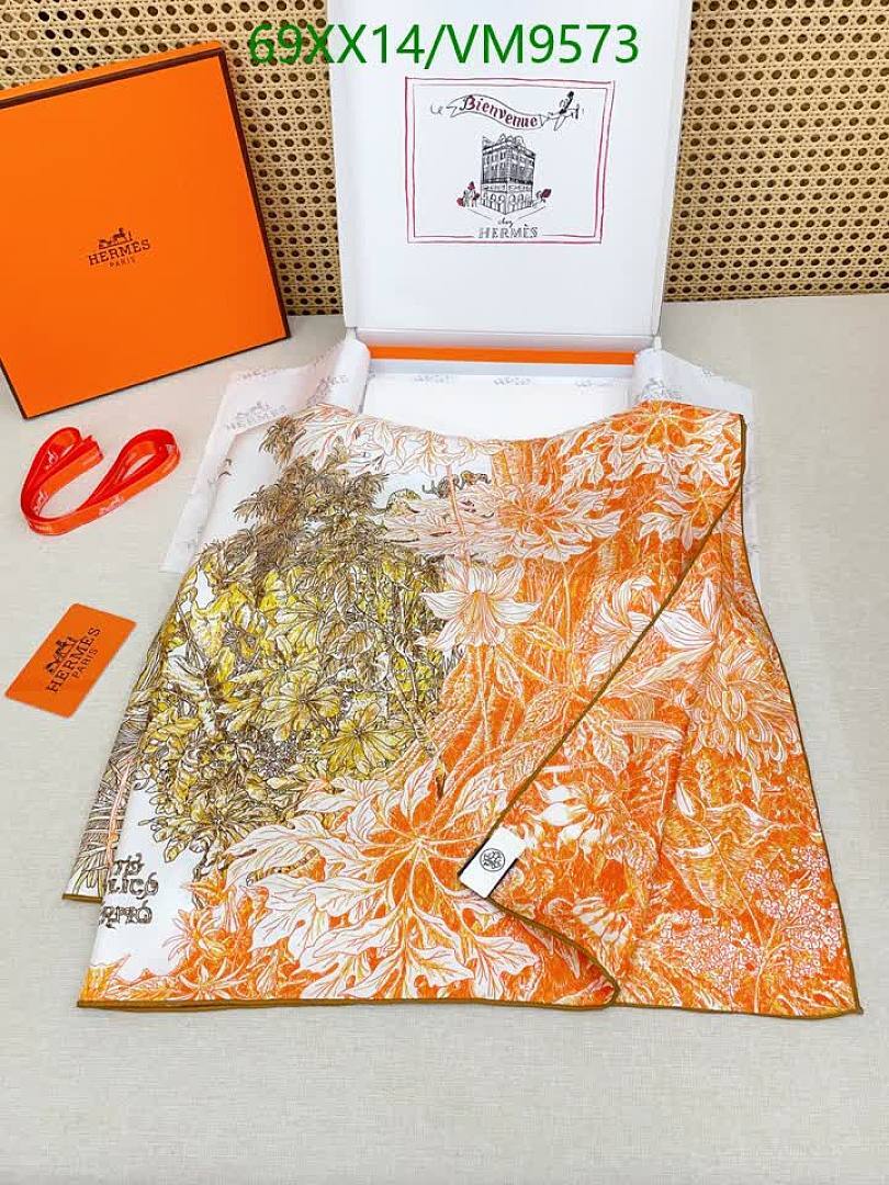 Hermes-Scarf Code: VM9573 $: 69USD