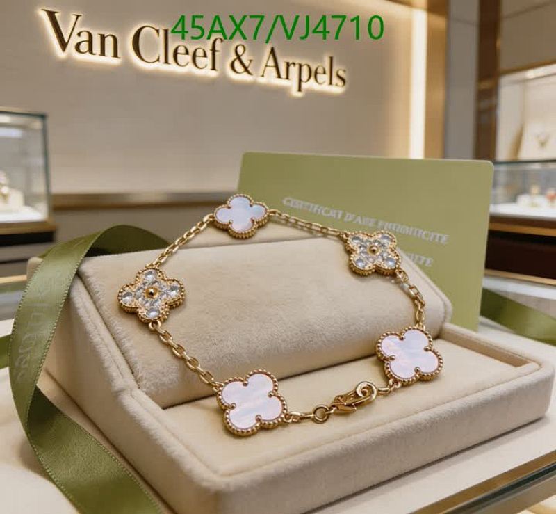 Van Cleef & Arpels-Jewelry Code: VJ4710 $: 45USD