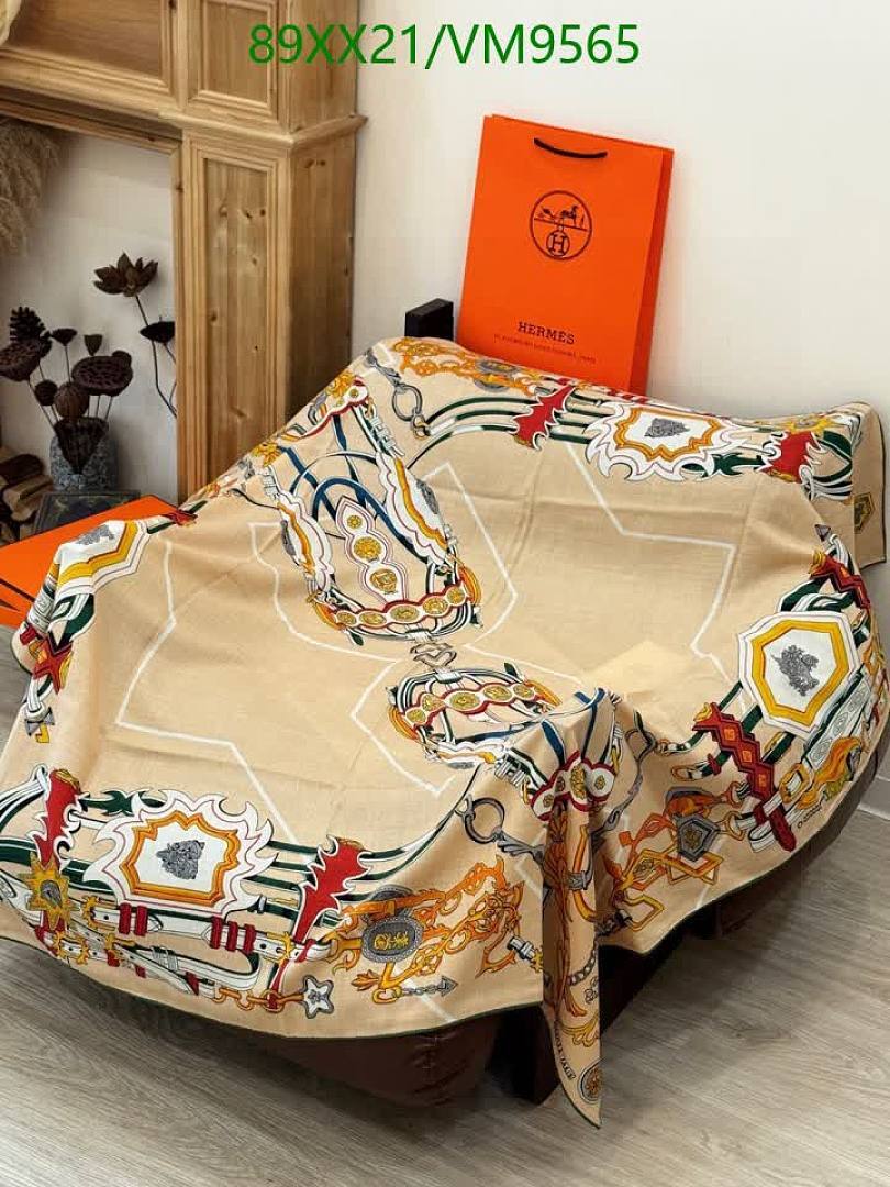 Hermes-Scarf Code: VM9565 $: 89USD