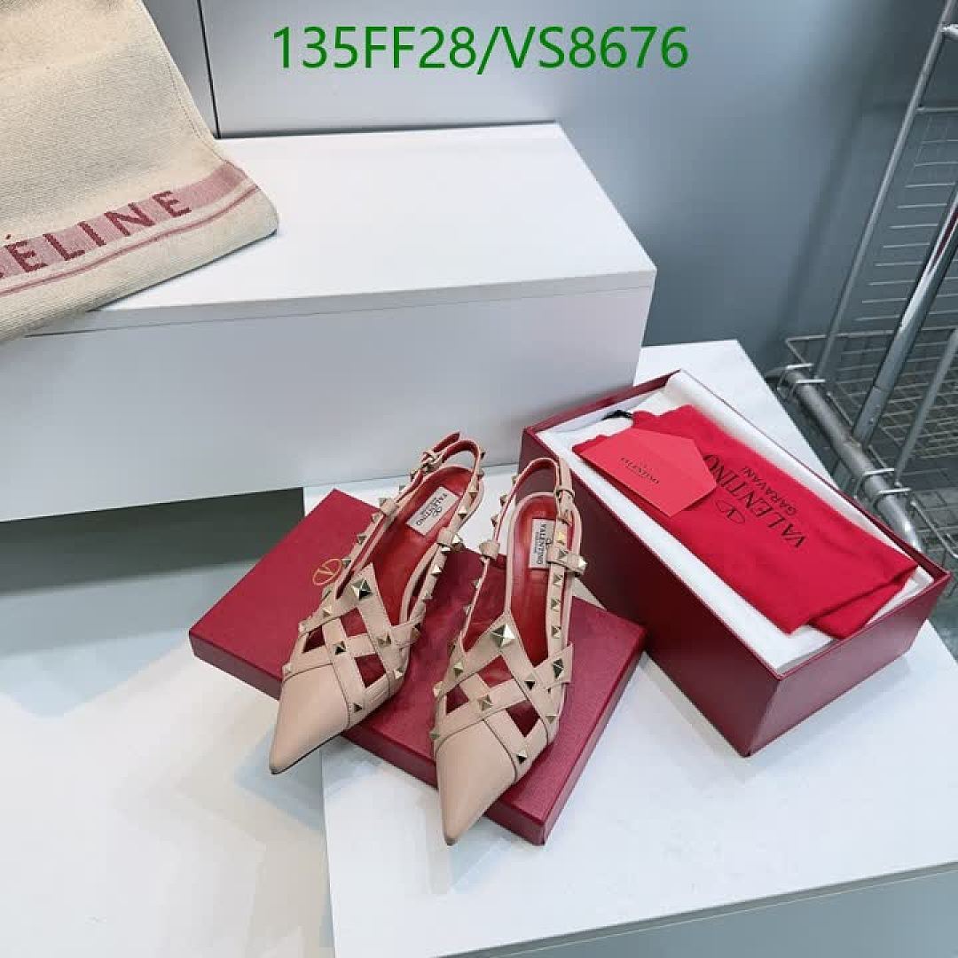 Valentino-Women Shoes Code: VS8676 $: 135USD