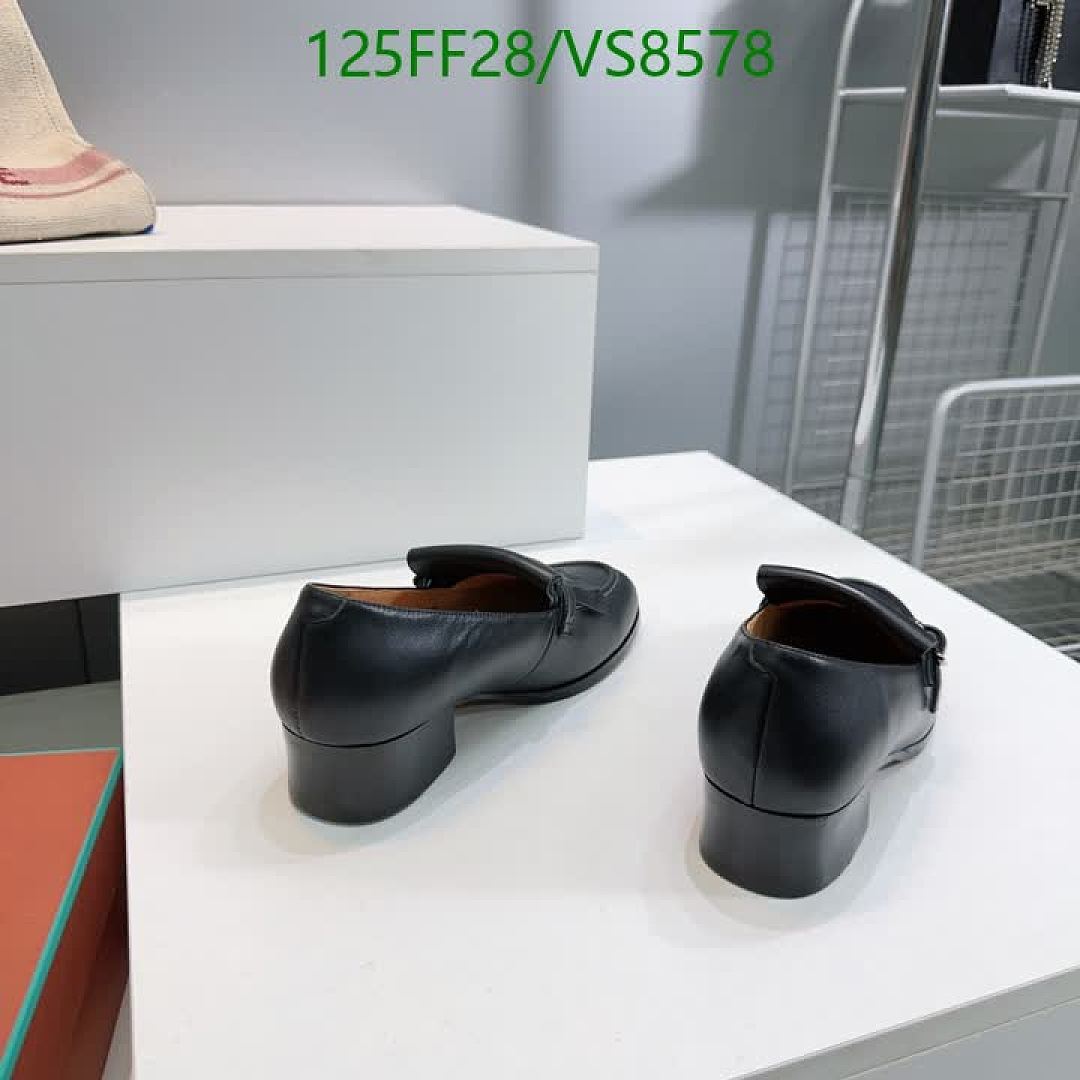 Loro Piana-Women Shoes Code: VS8578 $: 125USD