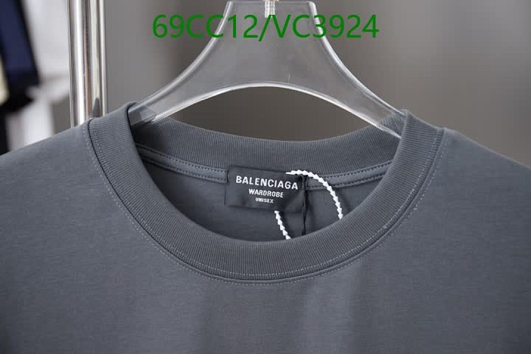 Balenciaga-Clothing Code: VC3924 $: 69USD