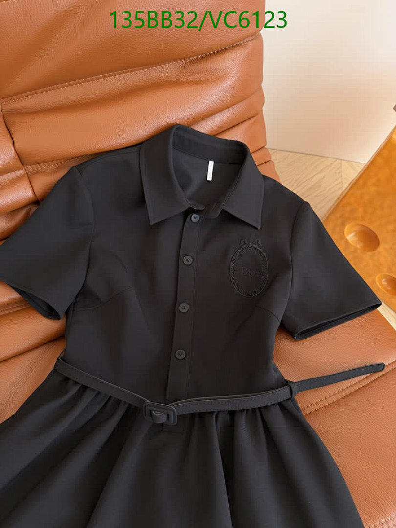 Dior-Clothing Code: VC6123 $: 135USD