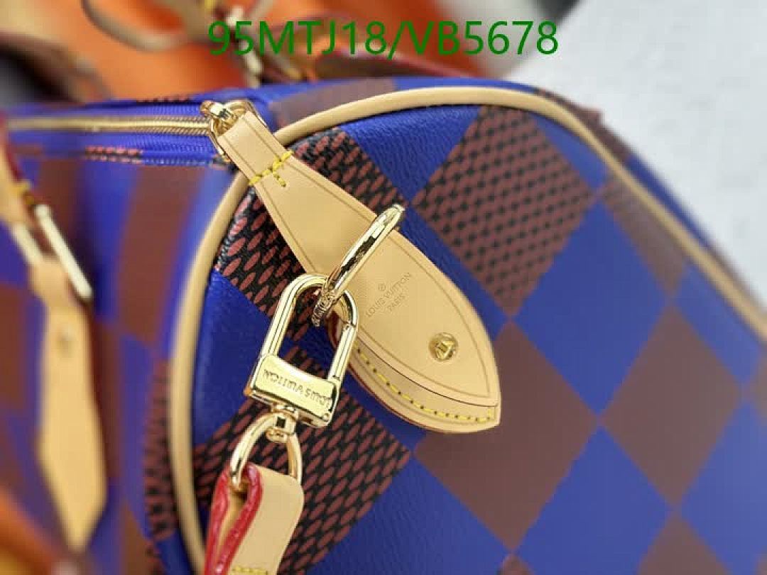 LV-Bag-4A Quality Code: VB5678 $: 95USD