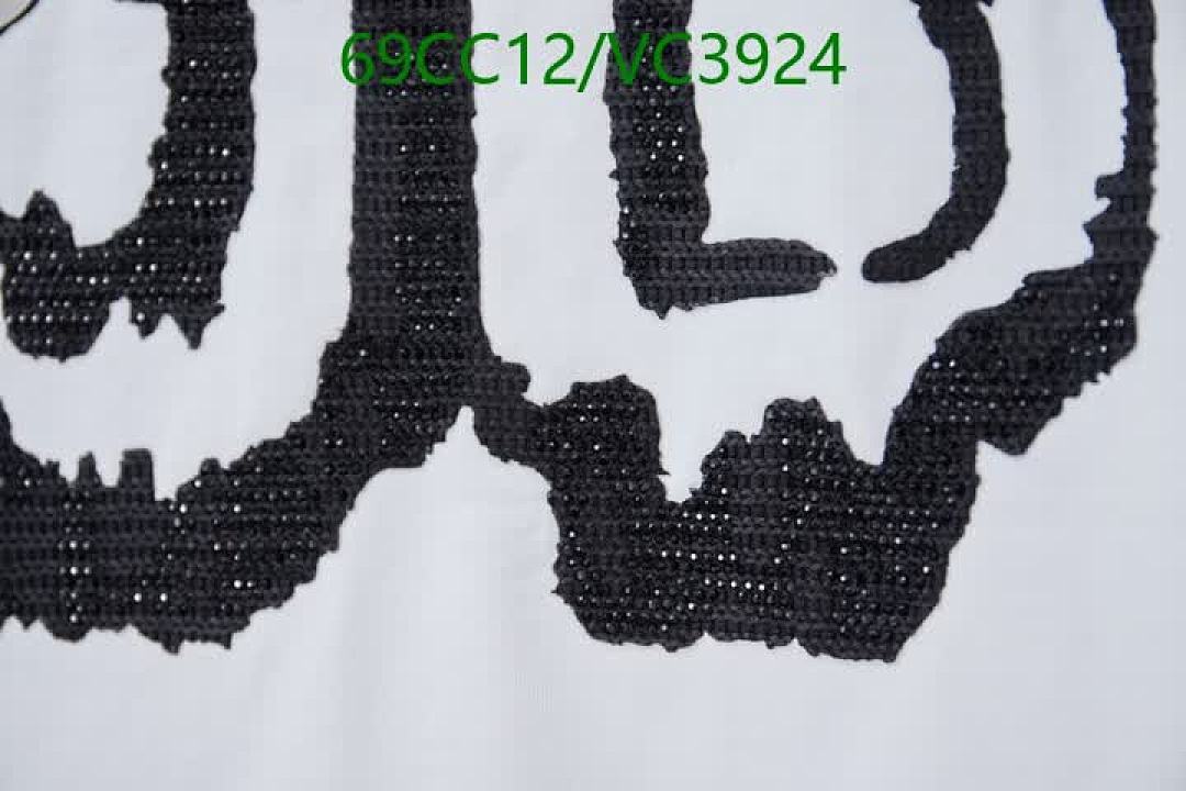 Balenciaga-Clothing Code: VC3924 $: 69USD