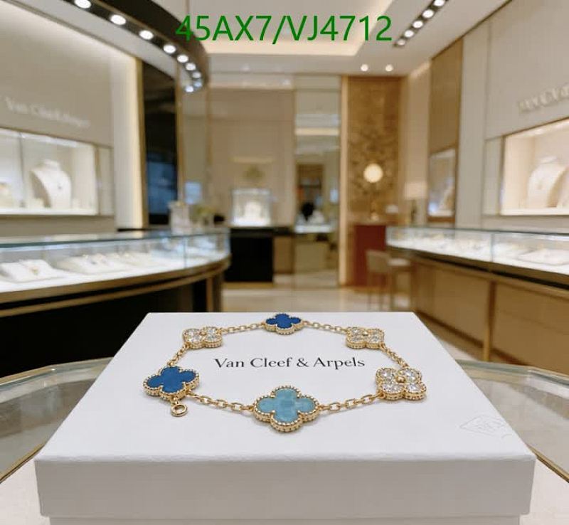 Van Cleef & Arpels-Jewelry Code: VJ4712 $: 45USD