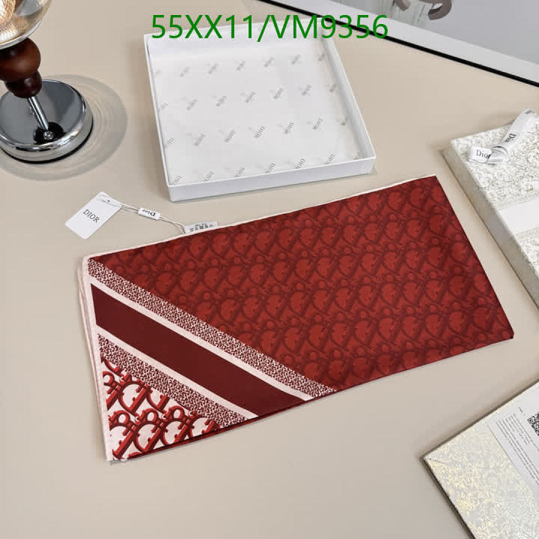 Dior-Scarf Code: VM9356 $: 55USD