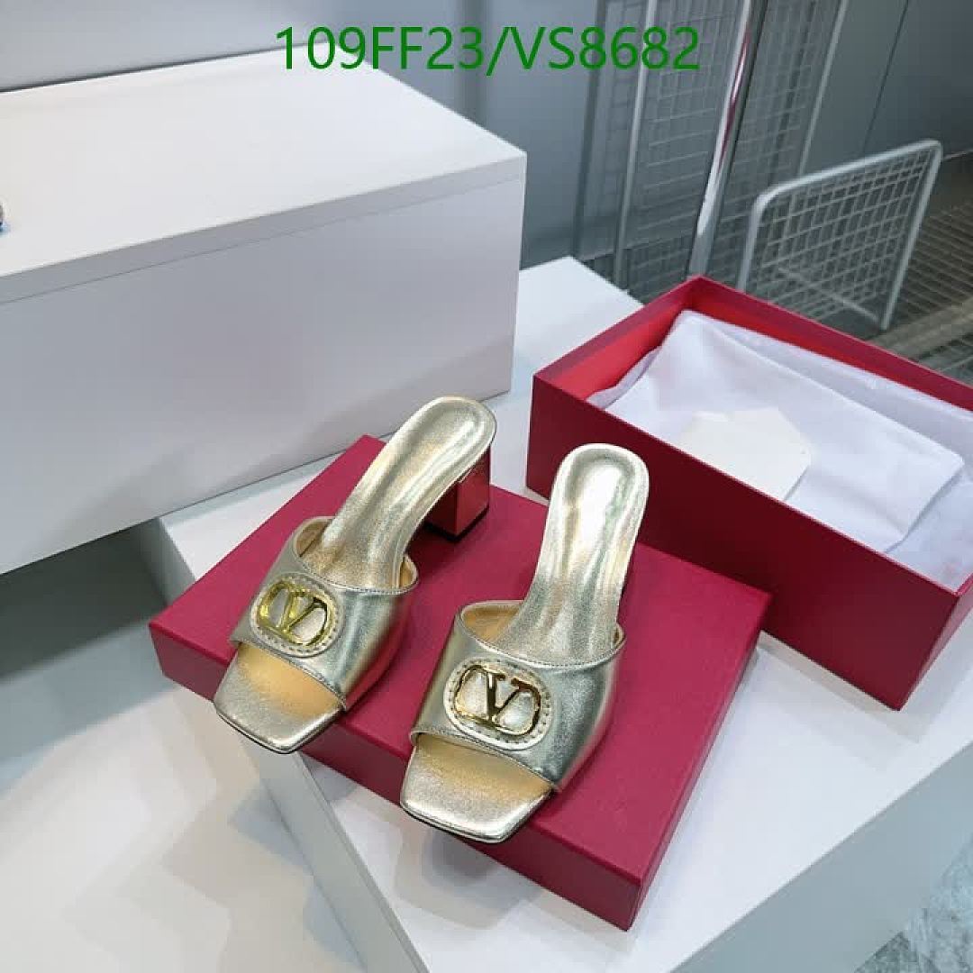 Valentino-Women Shoes Code: VS8682 $: 109USD