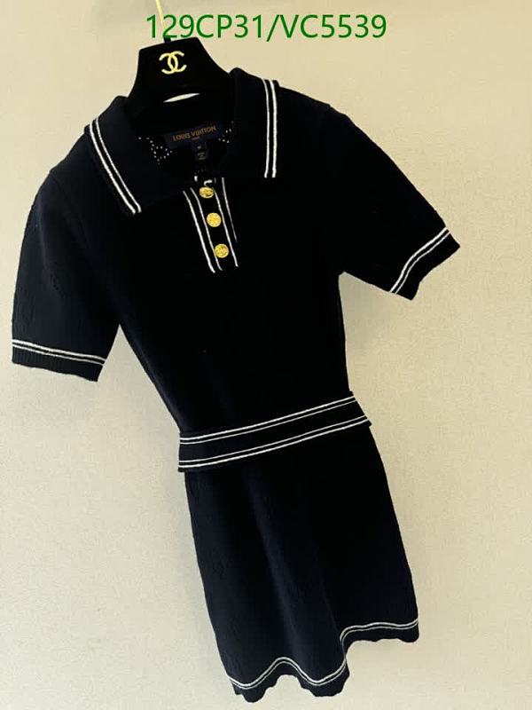 LV-Clothing Code: VC5539 $: 129USD
