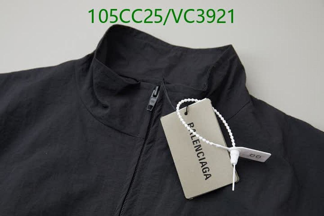 Balenciaga-Clothing Code: VC3921 $: 105USD