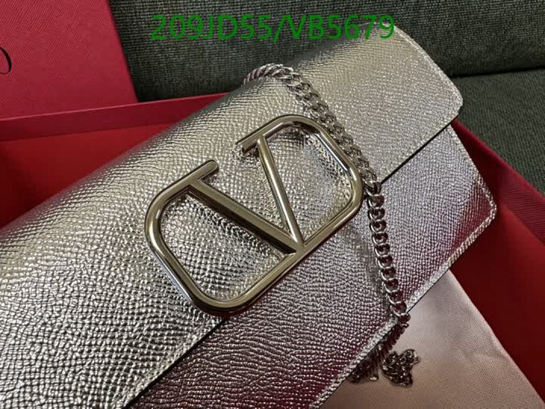 Valentino-Bag-Mirror Quality Code: VB5679 $: 209USD