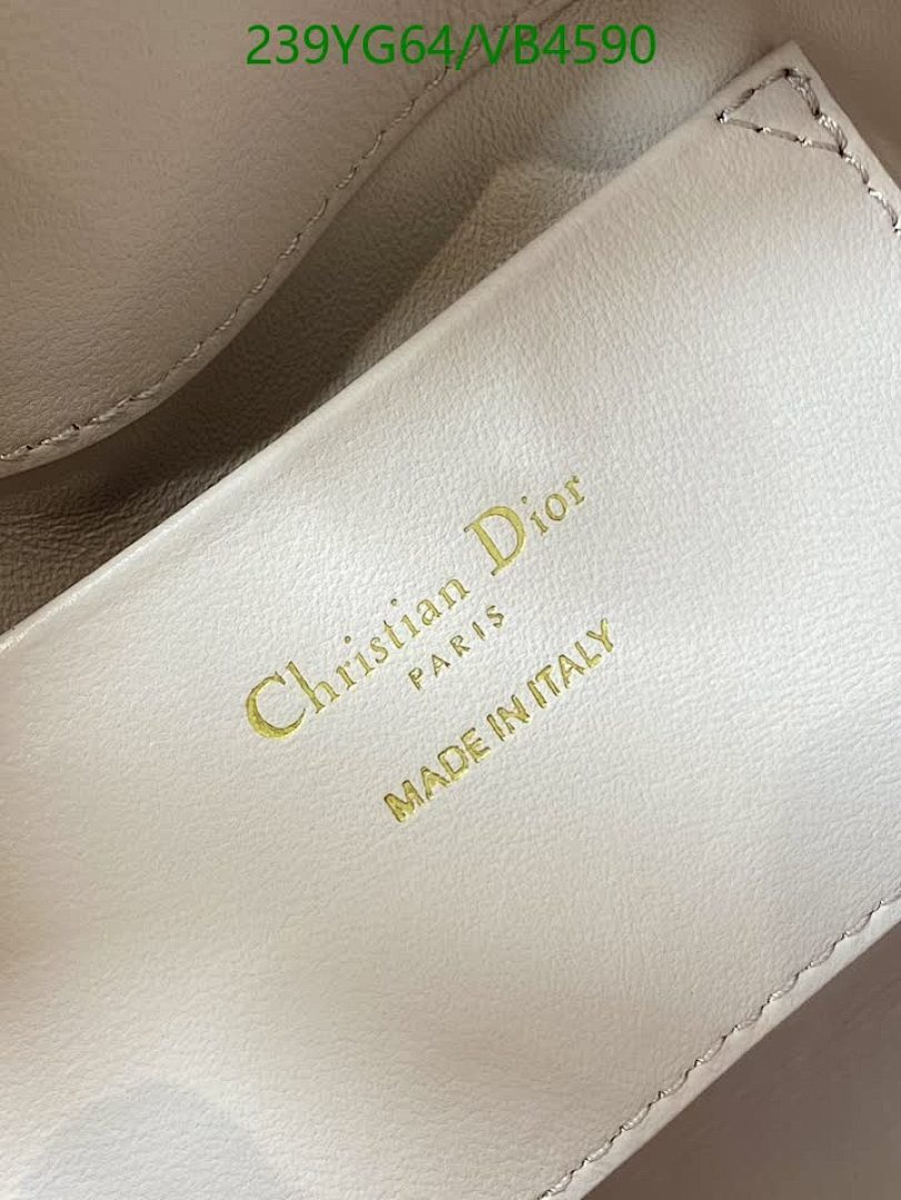 Dior-Bag-Mirror Quality Code: VB4590 $: 239USD