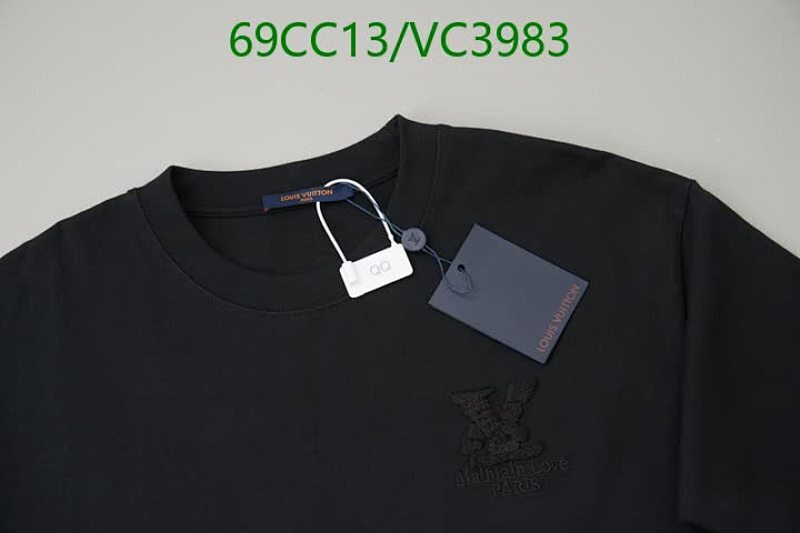 LV-Clothing Code: VC3983 $: 69USD