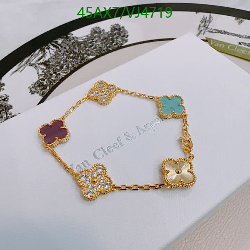 Van Cleef & Arpels-Jewelry Code: VJ4719 $: 45USD