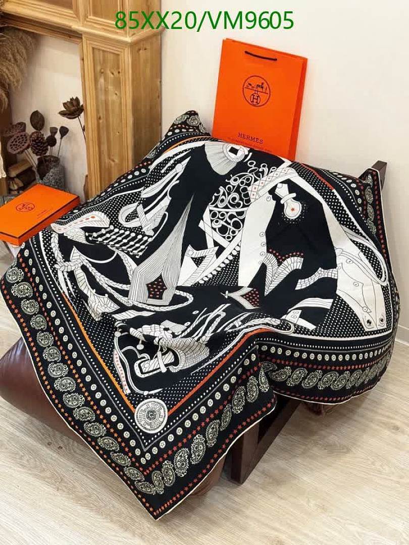 Hermes-Scarf Code: VM9605 $: 85USD