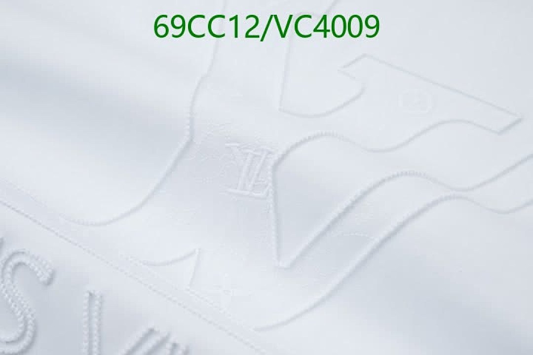 LV-Clothing Code: VC4009 $: 69USD