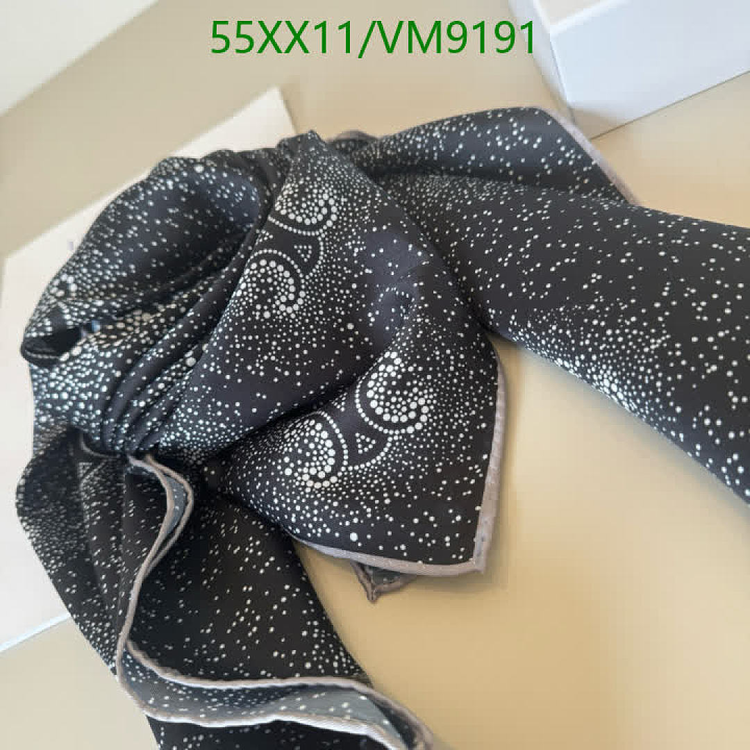 Celine-Scarf Code: VM9191 $: 55USD