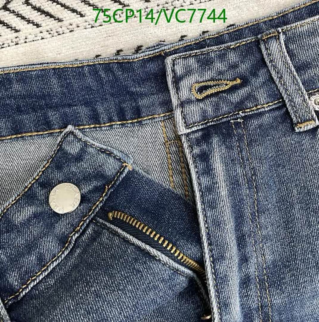 Prada-Clothing Code: VC7744 $: 75USD