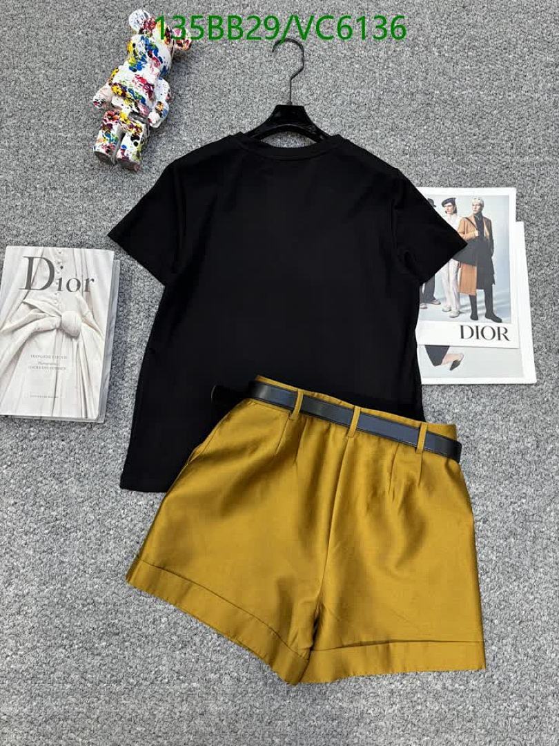 Dior-Clothing Code: VC6136 $: 135USD