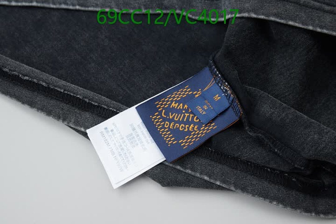 LV-Clothing Code: VC4017 $: 69USD