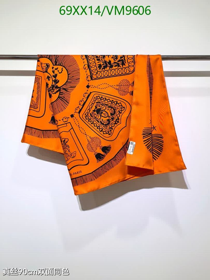 Hermes-Scarf Code: VM9606 $: 69USD