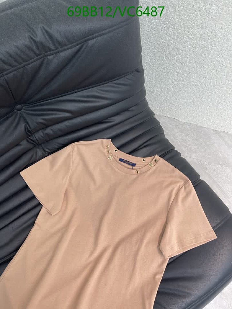 LV-Clothing Code: VC6487 $: 69USD