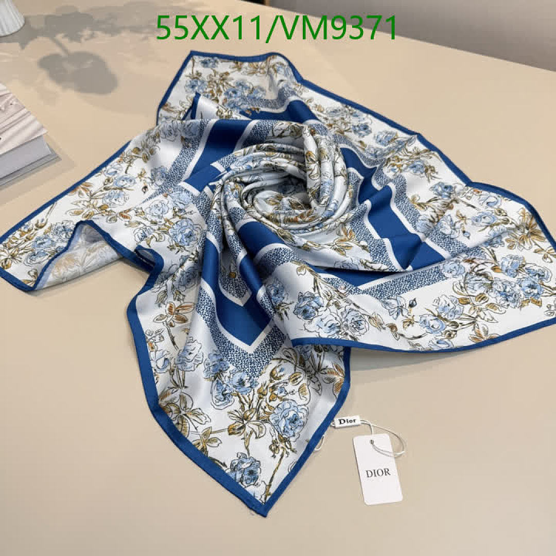 Dior-Scarf Code: VM9371 $: 55USD