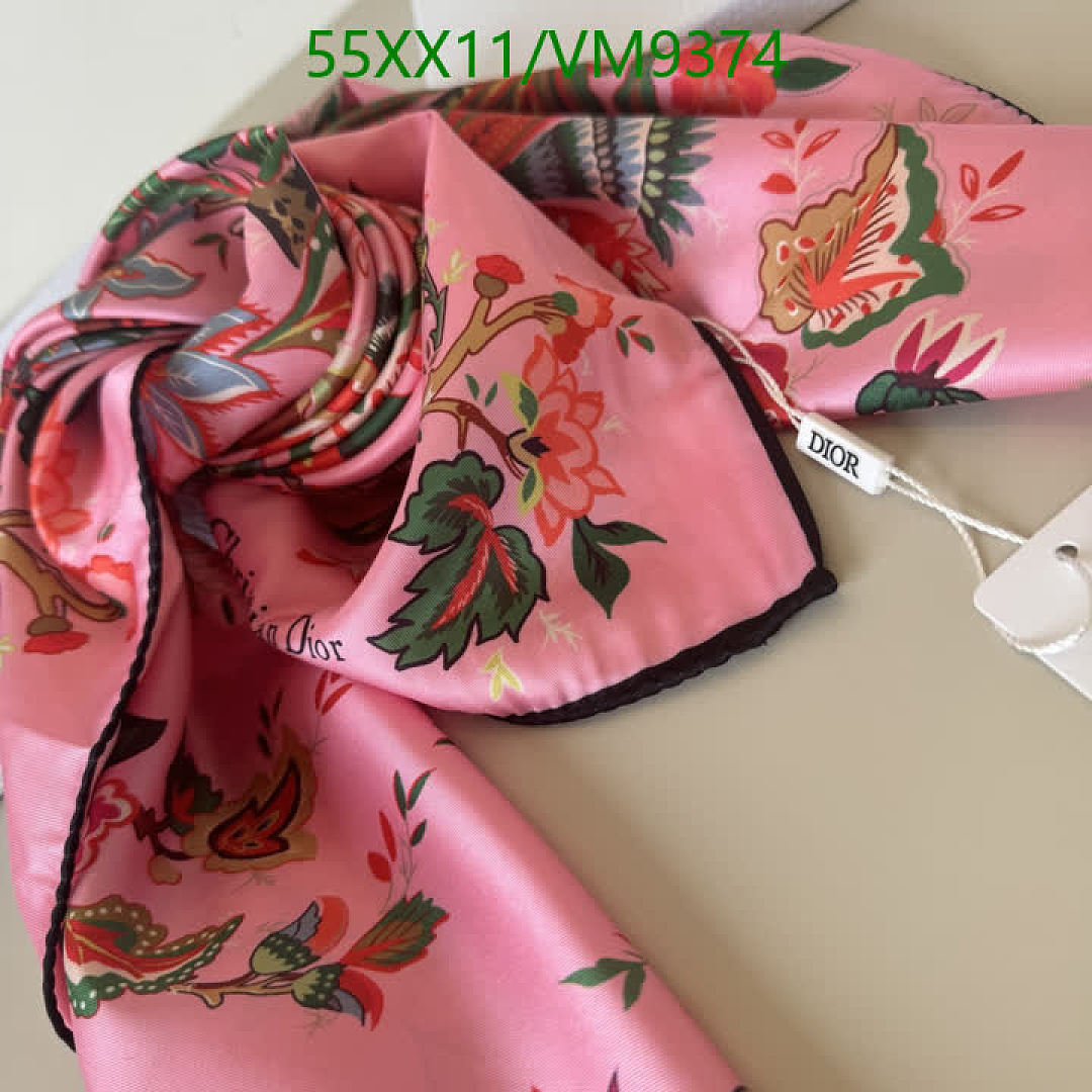 Dior-Scarf Code: VM9374 $: 55USD