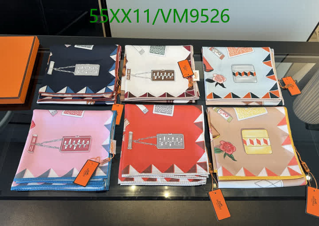 Hermes-Scarf Code: VM9526 $: 55USD