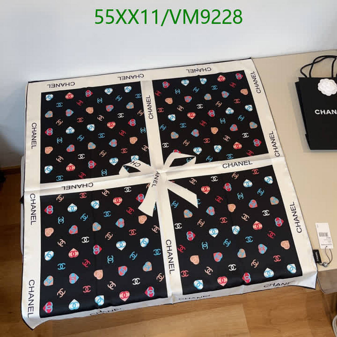 Chanel-Scarf Code: VM9228 $: 55USD