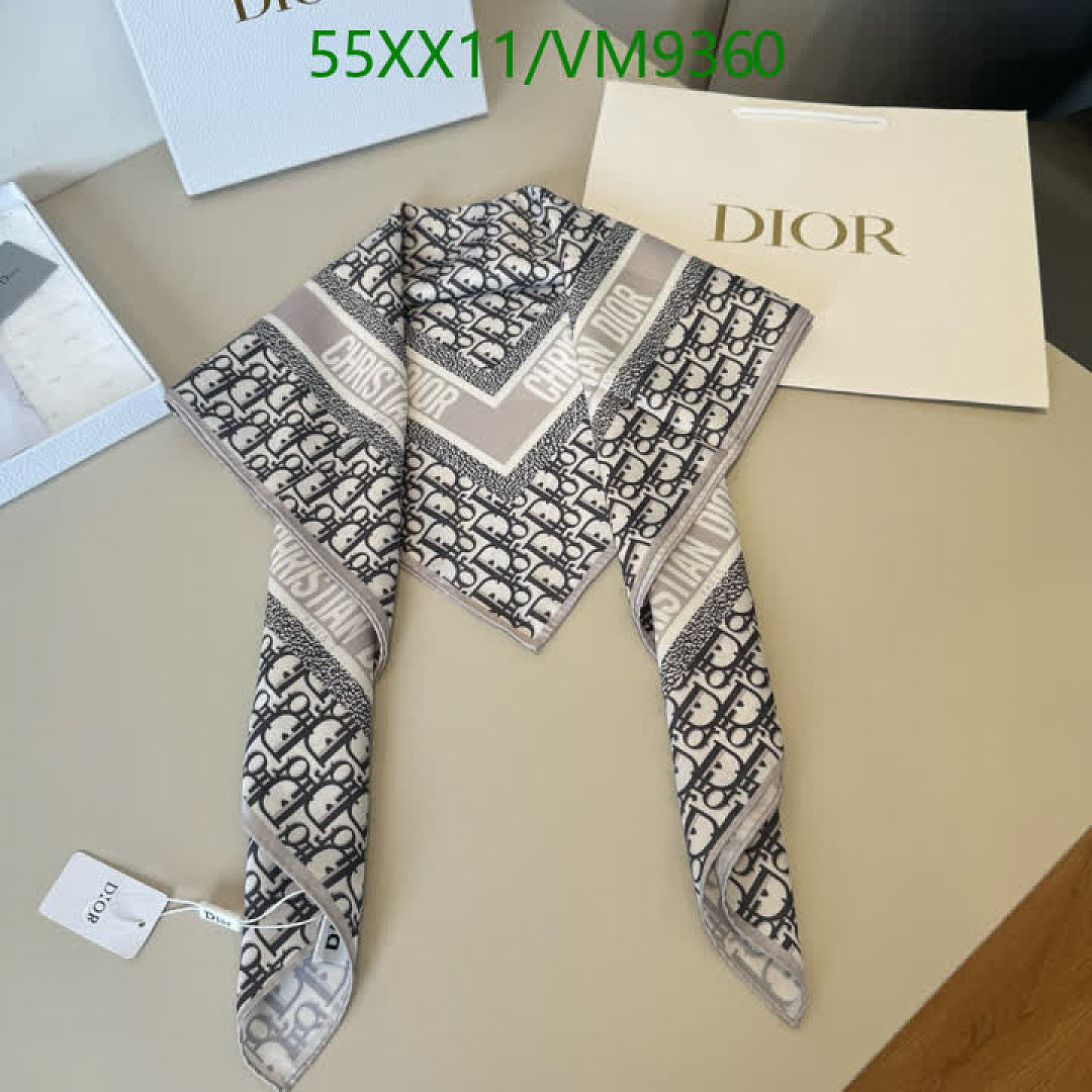 Dior-Scarf Code: VM9360 $: 55USD
