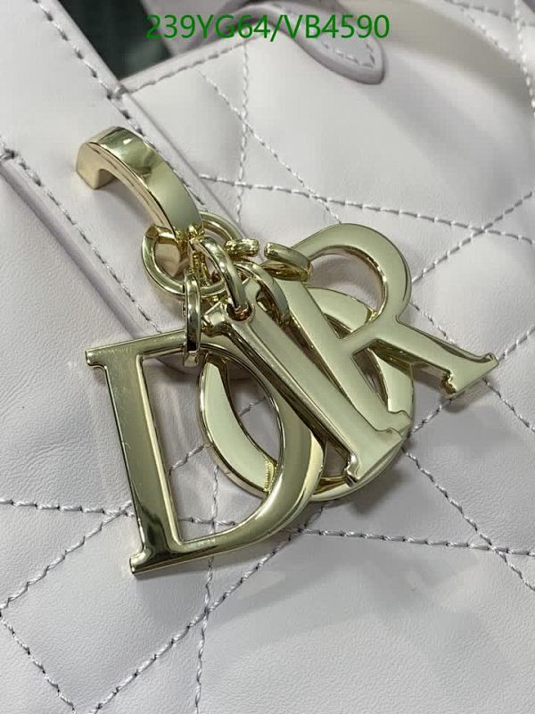 Dior-Bag-Mirror Quality Code: VB4590 $: 239USD