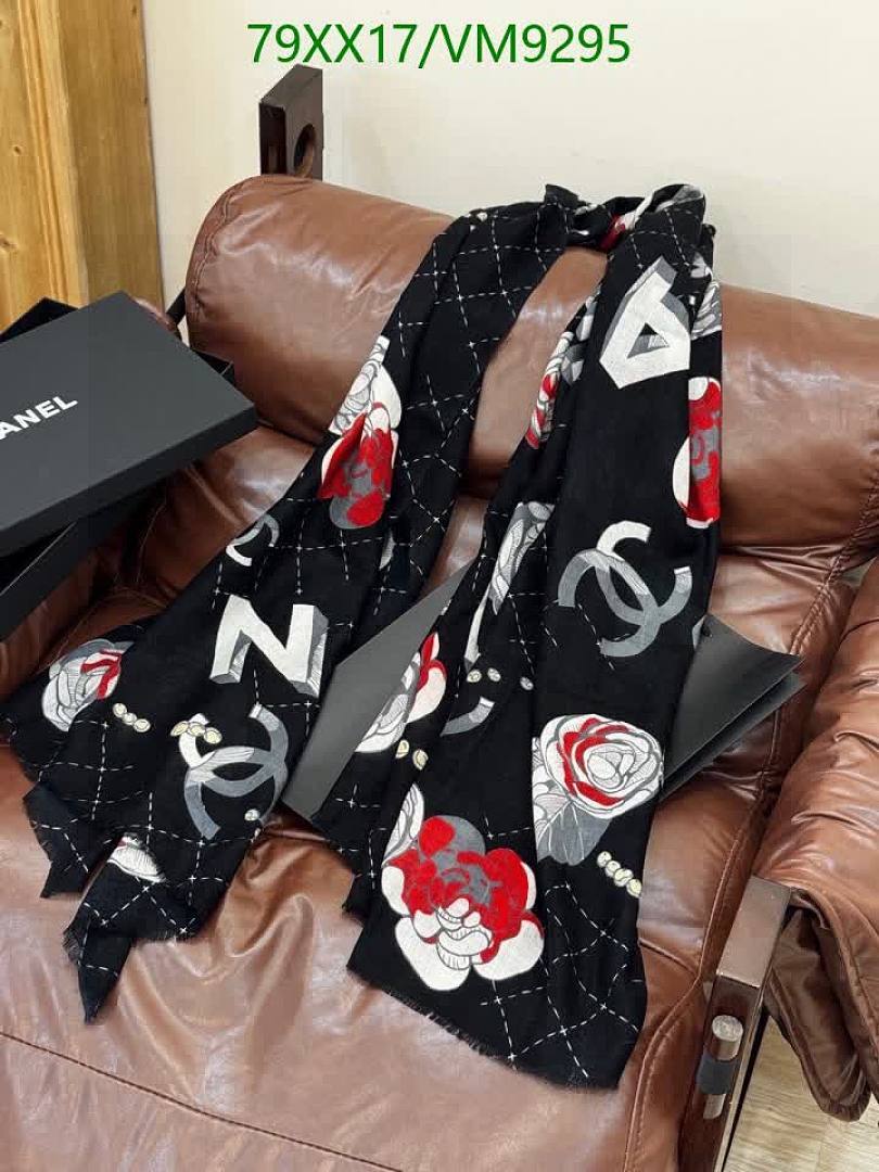 Chanel-Scarf Code: VM9295 $: 79USD