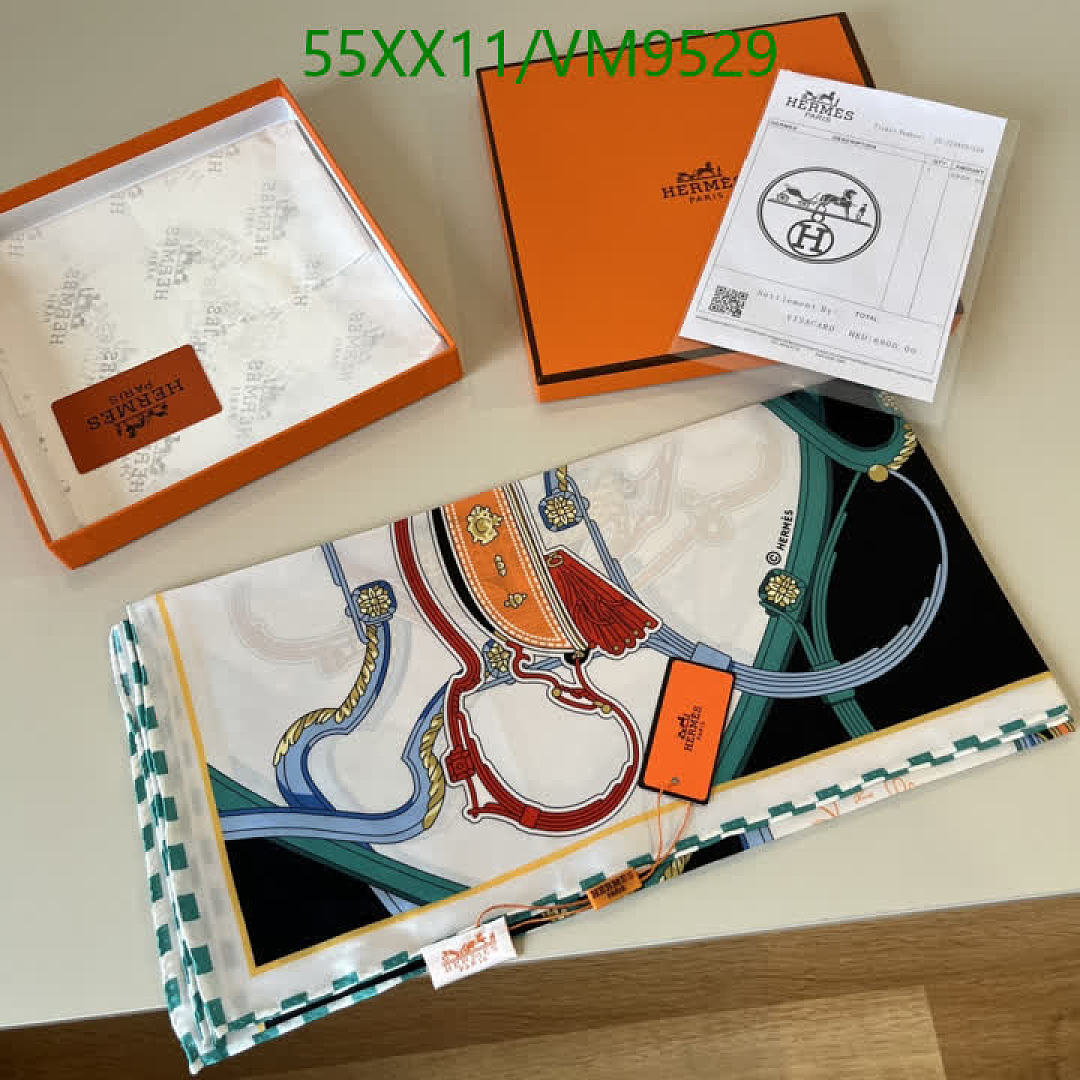Hermes-Scarf Code: VM9529 $: 55USD